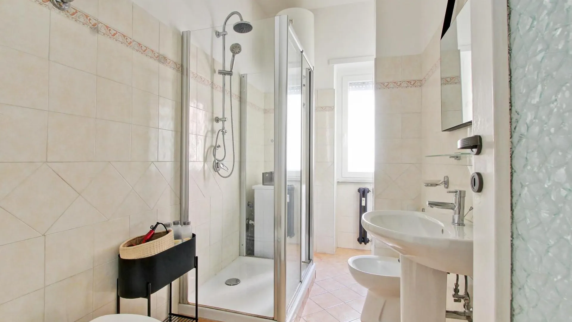 شقة Residenza Santa Barbara روما